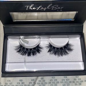 The lash bar L.A lashes